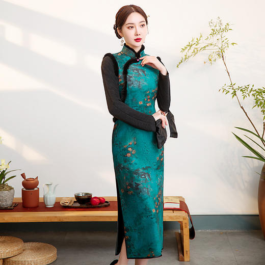 冬季加厚加绒长款旗袍澳绒复合真绒长袖保暖连衣裙GSJ-8501 商品图2