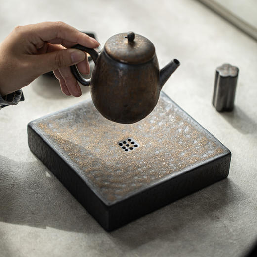 灰念 鎏金天方壶承 长15.8cm*宽15.8cm*高3.5cm 商品图1