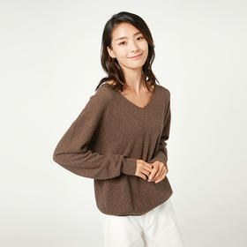 Shokay·香巴拉系列牦牛绒女士套衫 | 精纺牦牛绒一体编织成型，温暖有气质 增加卖点：两色可选|迷你高领气质设计