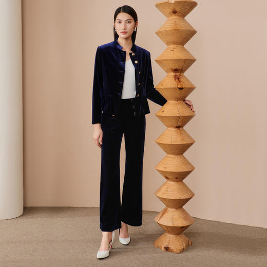 EITIE爱特爱冬季新款时尚干练气质灯芯绒小西装百搭短外套6803506 商品图1