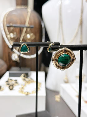 SOL DE VERANO赞比亚绿影耳环