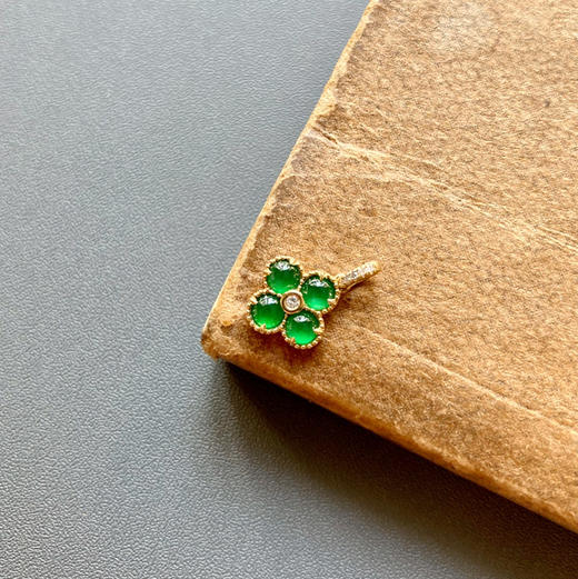 高冰种阳绿翡翠蛋面四叶草18k黄金钻石镶嵌 商品图2