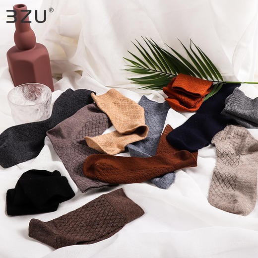 【任选6双99.5】足装秀春季男款秋冬中筒丝光羊毛冬季保暖菱格中邦羊毛男袜 商品图1