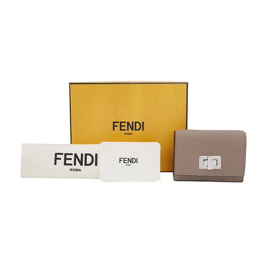 芬迪 FENDI 女士灰色荔枝纹牛皮三折钱包 8M0426 A91B F07P9 商品图4
