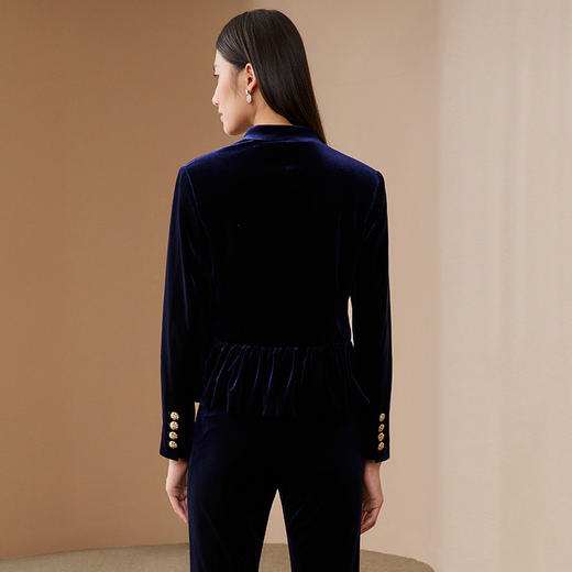 EITIE爱特爱冬季新款时尚干练气质灯芯绒小西装百搭短外套6803506 商品图4