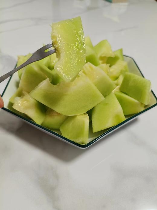 XZG-奶香蜜瓜 1个/份～6.98元/斤 约2-2.5斤/个 实际称重为准 商品图1