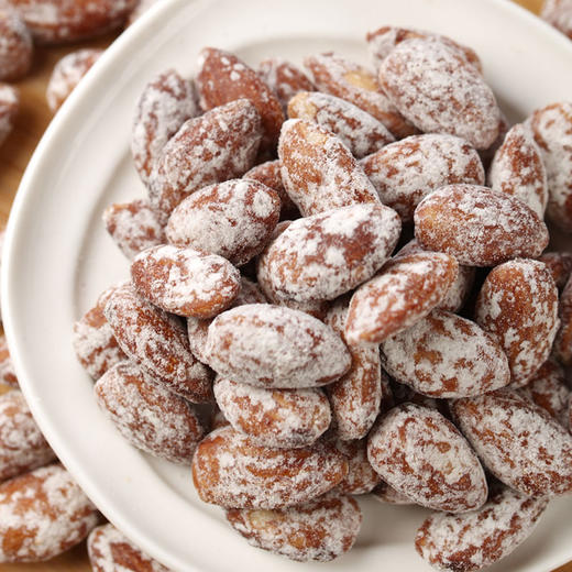 枣缤纷牌蜂蜜黄油巴旦木120g/罐 商品图1