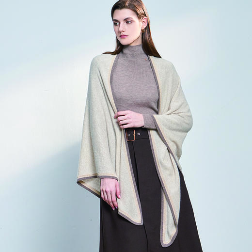【纯羊绒撞色披肩】羊绒世家22年秋冬新品女士羊绒围巾简约纯色中长款围巾 商品图1