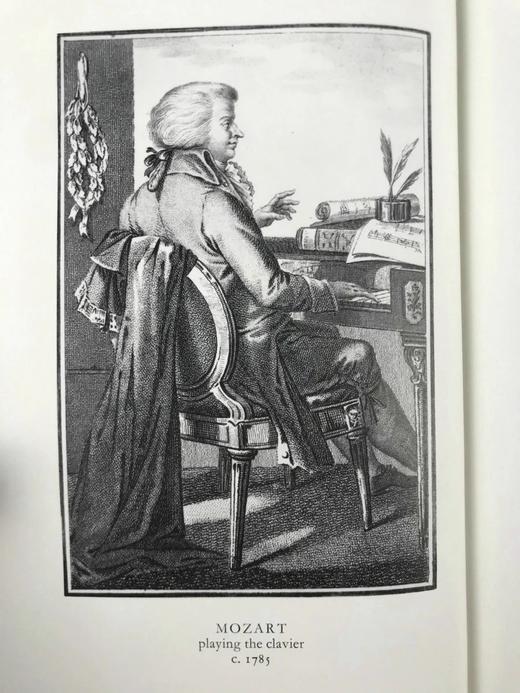 莫扎特传（2004） 数十幅插图 精装16开带书匣 商品图3