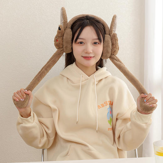 【变身可爱的秘密❗️会动的兔兔耳罩围巾二合一】软软糯糯，超保暖超可爱❗️卡通防寒风耳暖帽子，萌趣俏皮儿童宝宝玩具，小红书抖音网红同款，兔子蛇年本命年好物好礼物新年礼盒年货礼盒 商品图4