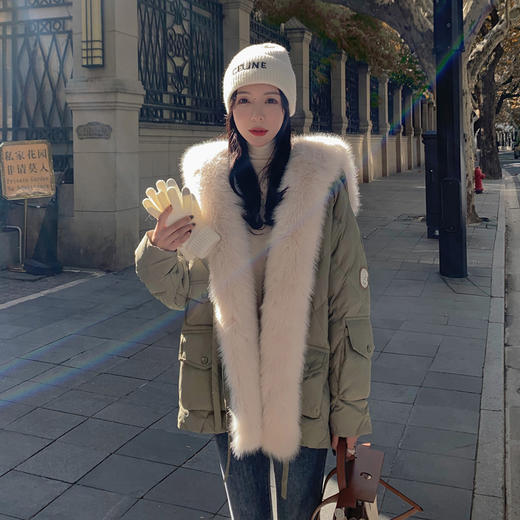 【服装鞋包】-冬季新款绒服派克服女皮外套女保暖中长款 商品图0