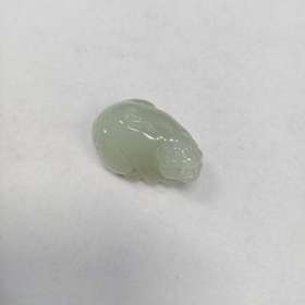 和田玉白玉吊坠-貔貅侧头-精品