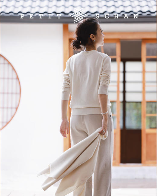 PETIT SCHAN小闪 CLO#145 sense of autumn 秋意浓 秋冬高端针织系列纯山羊绒圆领长袖开衫 商品图6