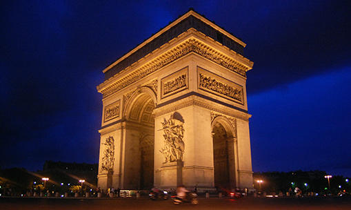 【浪漫巴黎3日游】·卢浮宫+塞纳河游船+巴黎圣母院+香榭丽舍大街+埃菲尔铁塔+协和广场+凡尔赛宫+香波堡+舍农索城堡 商品图2