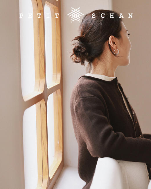 PETIT SCHAN小闪 CLO#145 sense of autumn 秋意浓 秋冬高端针织系列纯山羊绒圆领长袖开衫 商品图7