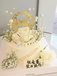 白色浪漫鲜花蛋糕（动物奶油）