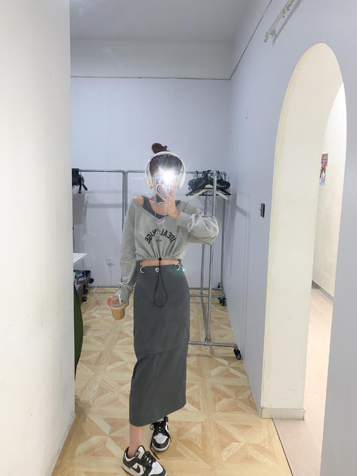  V领短款修身抽绳卫衣 商品图5