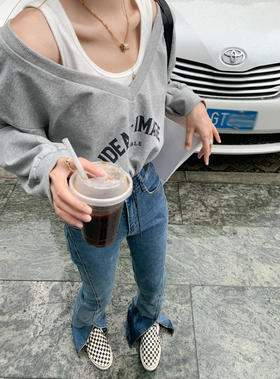  V领短款修身抽绳卫衣