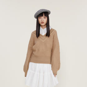 谜底2022冬季新款套头针织衫女保暖宽松短款V领复古毛衫224MZ1903