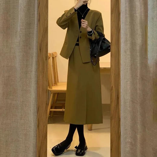 【服装鞋包】-秋季新款港味复古西装外套装半身裙两件套 商品图1
