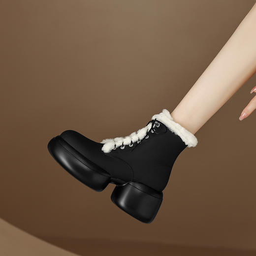 【预售5天】舒适保暖，厚底羊毛脚垫毛毛系带短靴TYM-8083 商品图10