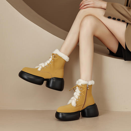 【预售5天】舒适保暖，厚底羊毛脚垫毛毛系带短靴TYM-8083 商品图4