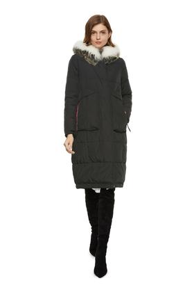 ELLA JADE 狐狸毛装饰羽绒服 242