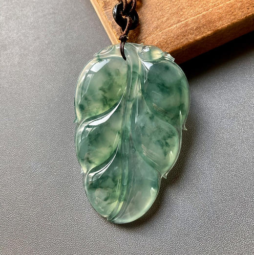 冰种飘花翡翠大叶子 商品图2