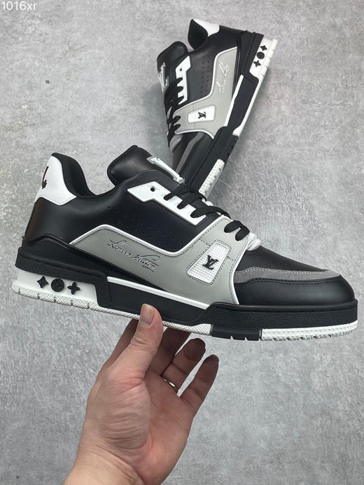 秋季特惠💰730 LOUIS VUITTON 2023 春夏新款 #厚实抽屉礼品鞋盒及全套代购包装说明书防尘布袋物件 商品图3