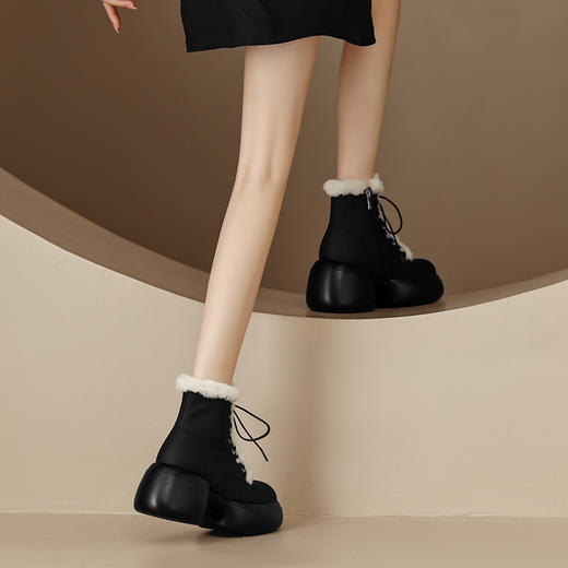 【预售5天】舒适保暖，厚底羊毛脚垫毛毛系带短靴TYM-8083 商品图12