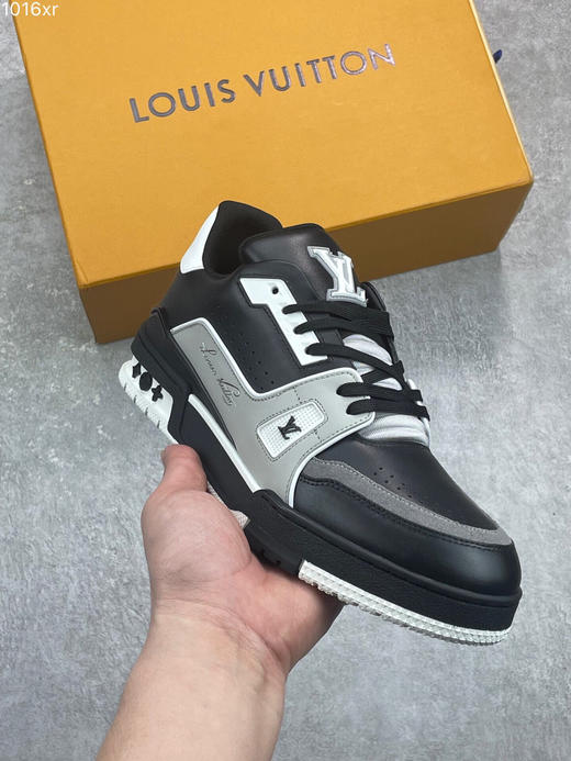 秋季特惠💰730 LOUIS VUITTON 2023 春夏新款 #厚实抽屉礼品鞋盒及全套代购包装说明书防尘布袋物件 商品图0