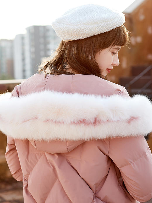 欧芮儿2019冬季新款小个子羽绒服女短款连帽带毛领修身显瘦 商品图2