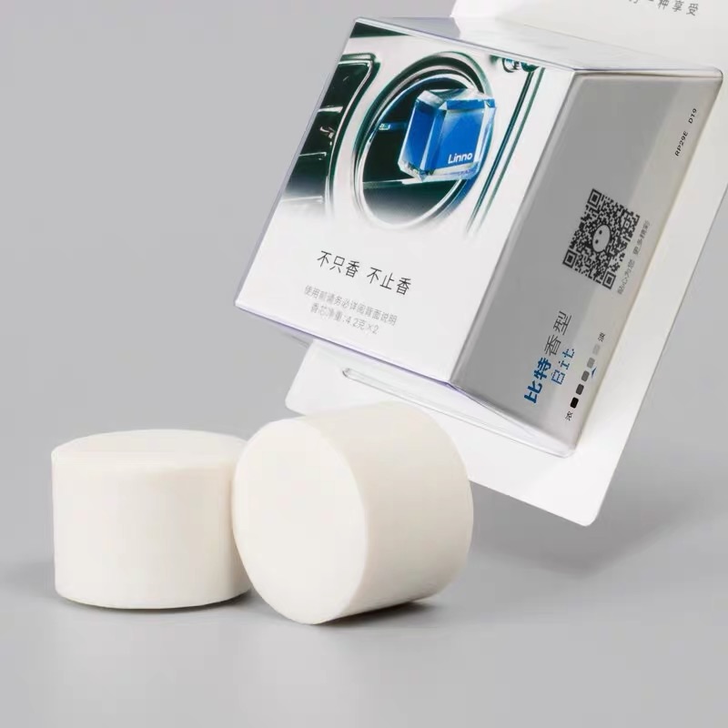 朗龙汽车香水车载香水空调出风口香氛持久淡香车体香膏替换装