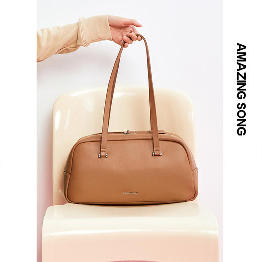 Amazing Song乙颂  枕头包 保龄球新款牛皮大容量单肩棒球包女 商品图1