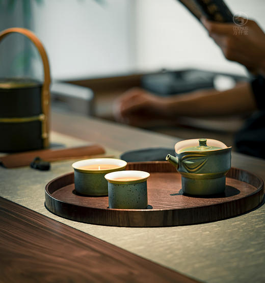 【家杂特推】万仟堂  三星堆·快客杯（绿斑釉） 商品图1