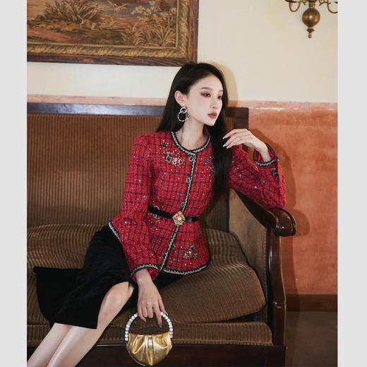 BeQueenStory【玫瑰骑士】立体裁剪显瘦手工缝钻小香外套 商品图4