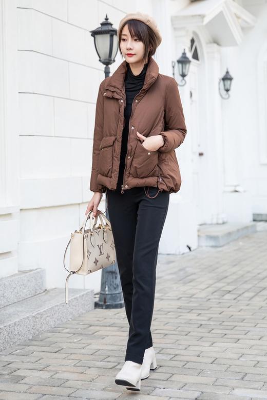 ELLA JADE 对称口袋棕色羽绒服 3716 商品图4