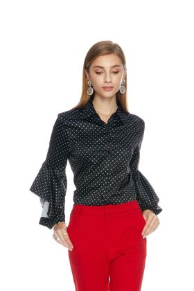 AVA 设计感衣袖波点上衣 3642