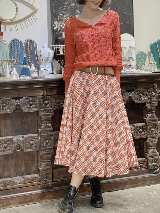 TYNVIE 大圆领两面穿长袖针织上衣-砖红色 商品图2