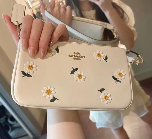 蔻驰COACH奥莱版·小雏菊麻将腋下挎包 商品图0