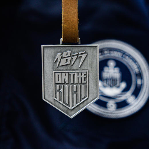 侣行金属盾牌LOGO挂饰牛皮挂绳 钥匙链装饰品 商品图4