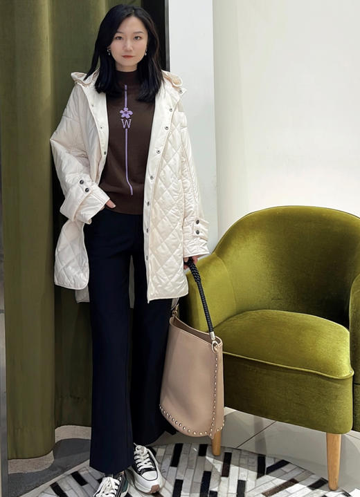 【热销】【线条花朵提花毛衣】奇威小面积撞色设计感针织衫A4416209 商品图6