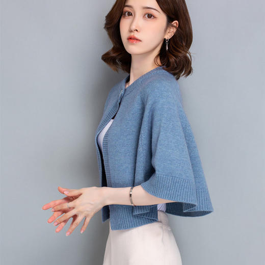 TBRK-22259 短款针织开衫蝙蝠衫斗篷披肩外套女2022年秋冬新款毛衣宽松配旗袍 商品图2