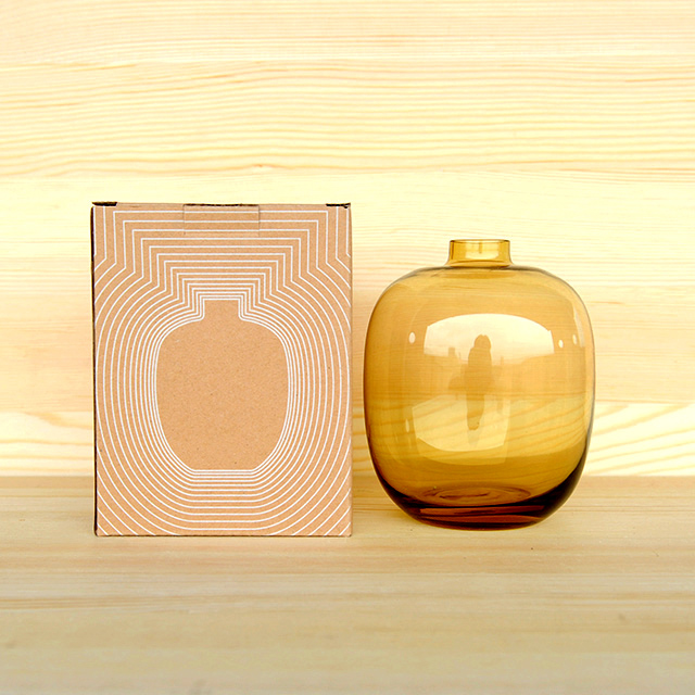 一粒珠——琥珀色花器