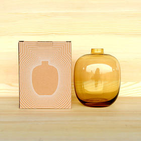 一粒珠——琥珀色花器