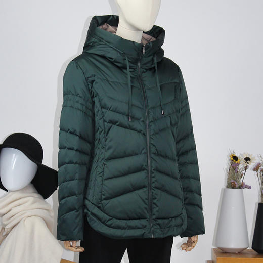 FOCALS福柯斯新款纯色修身连帽短款连帽羽绒服FRGDD827 商品图3