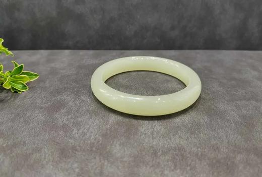 【御珠宫坊】青白玉手镯59mm 商品图0