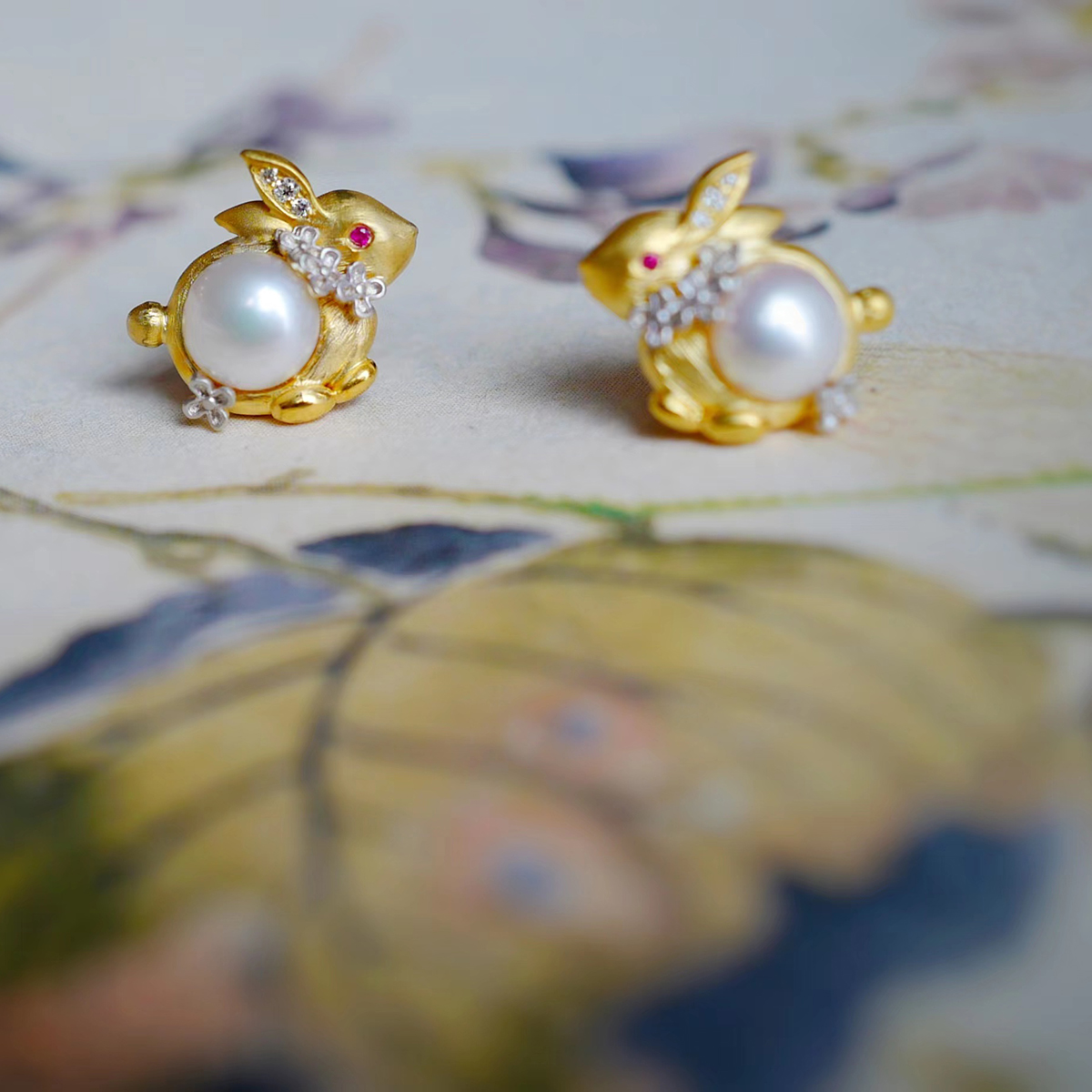 龢盒原创 9k金镶银桂金兔珍珠耳钉