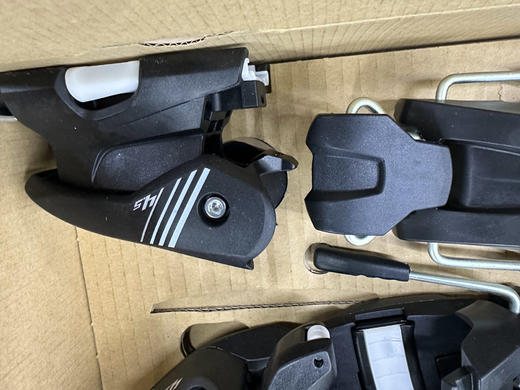 【五折特卖】TYROLIA SLR 4.5 AC 双板儿童自由式固定器 黑白色 尺码4.5 114073 商品图2