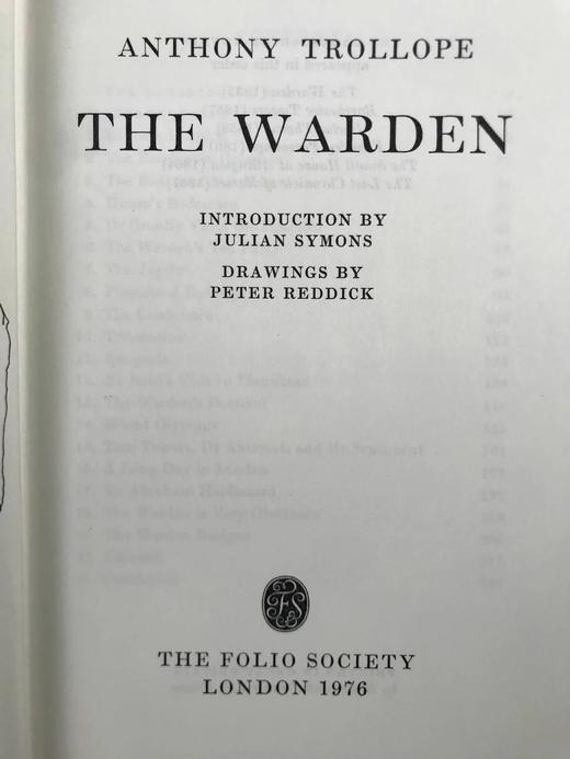 特罗洛普《巴彻斯特养老院》（1976） 数十幅幅插图 精装18开带书匣 商品图3